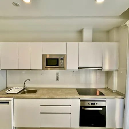 Naval Cool - Private Parking Apartment